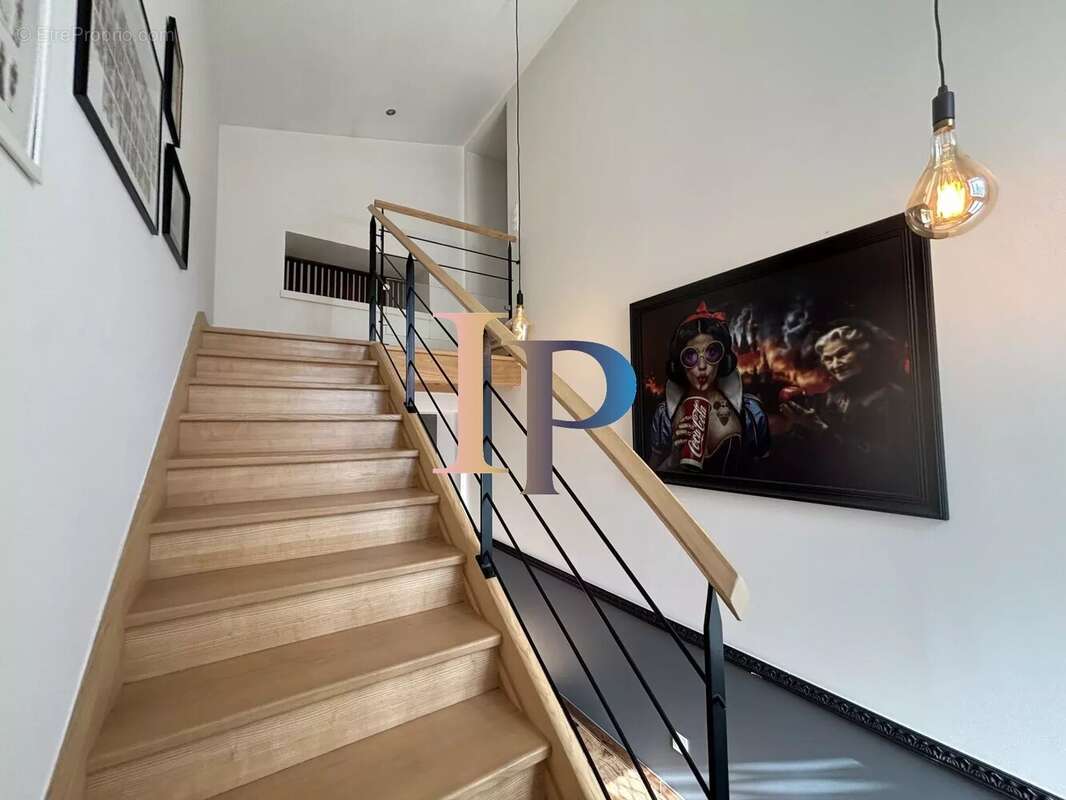 Maison à CHARLIEU