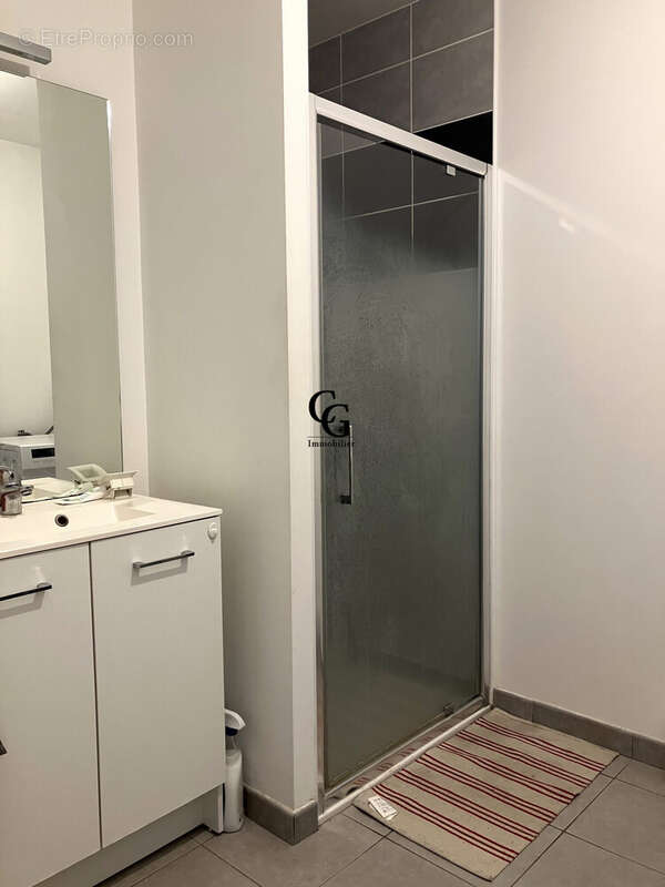 Appartement à SAINT-SEBASTIEN-SUR-LOIRE