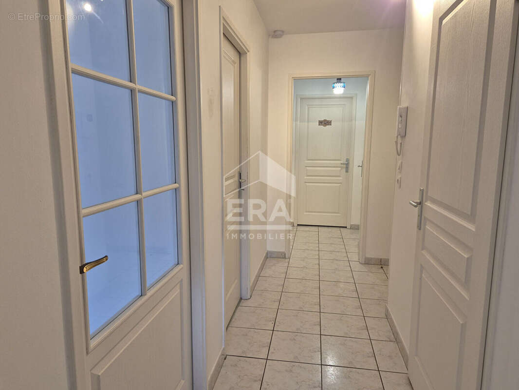 Appartement à SIN-LE-NOBLE