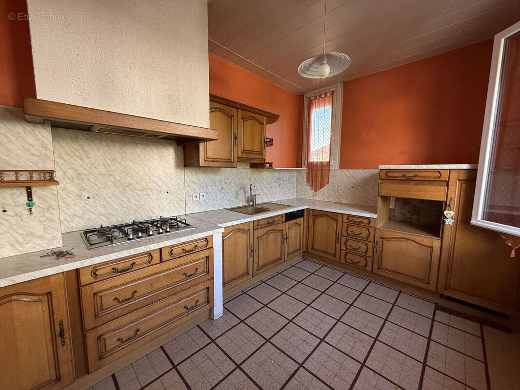 Photo 3 - Maison à GUEUGNON