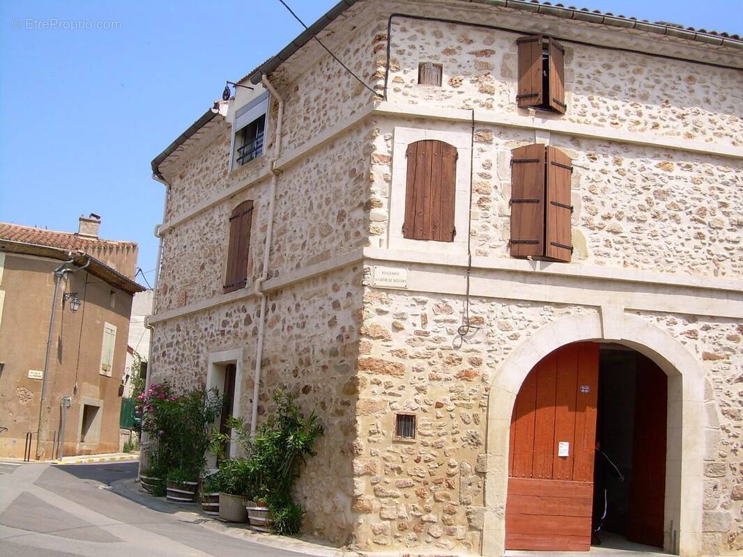 Maison à CREISSAN