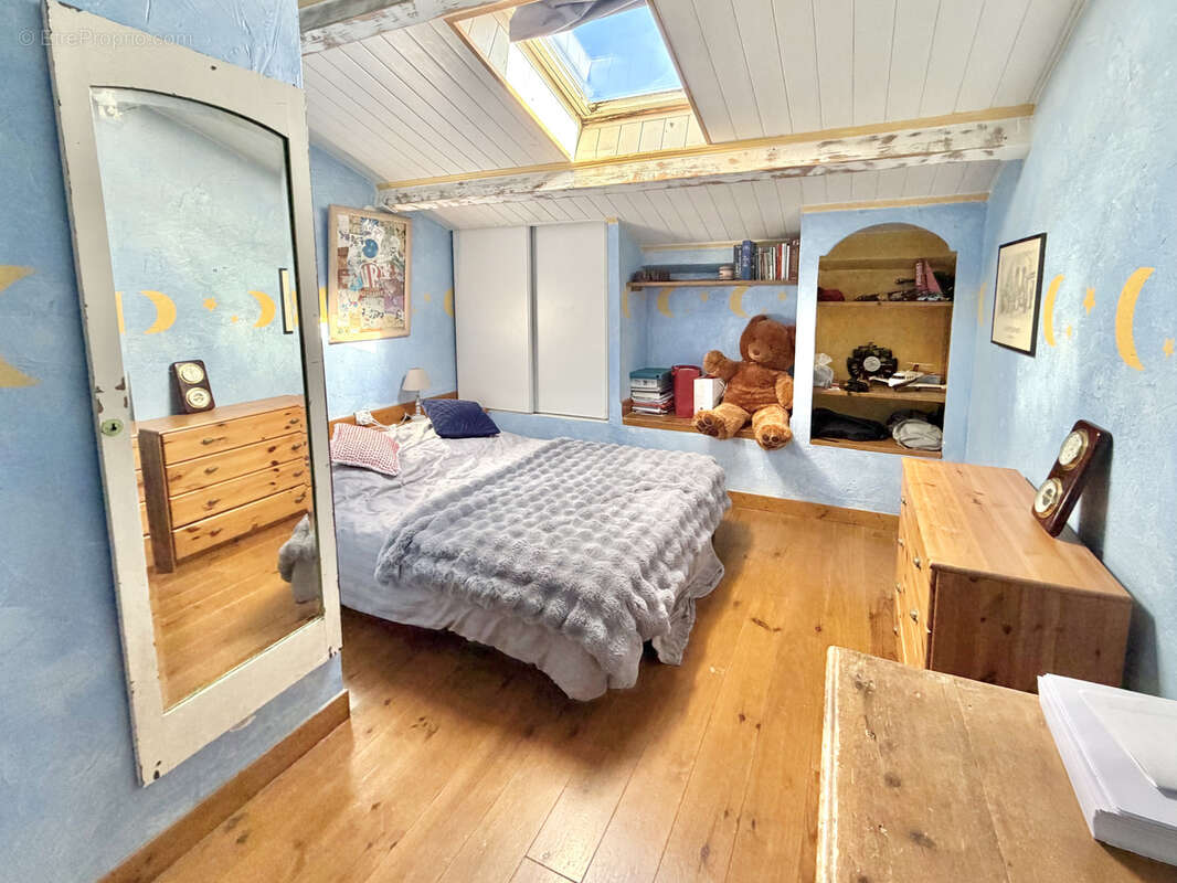 Appartement à SIX-FOURS-LES-PLAGES