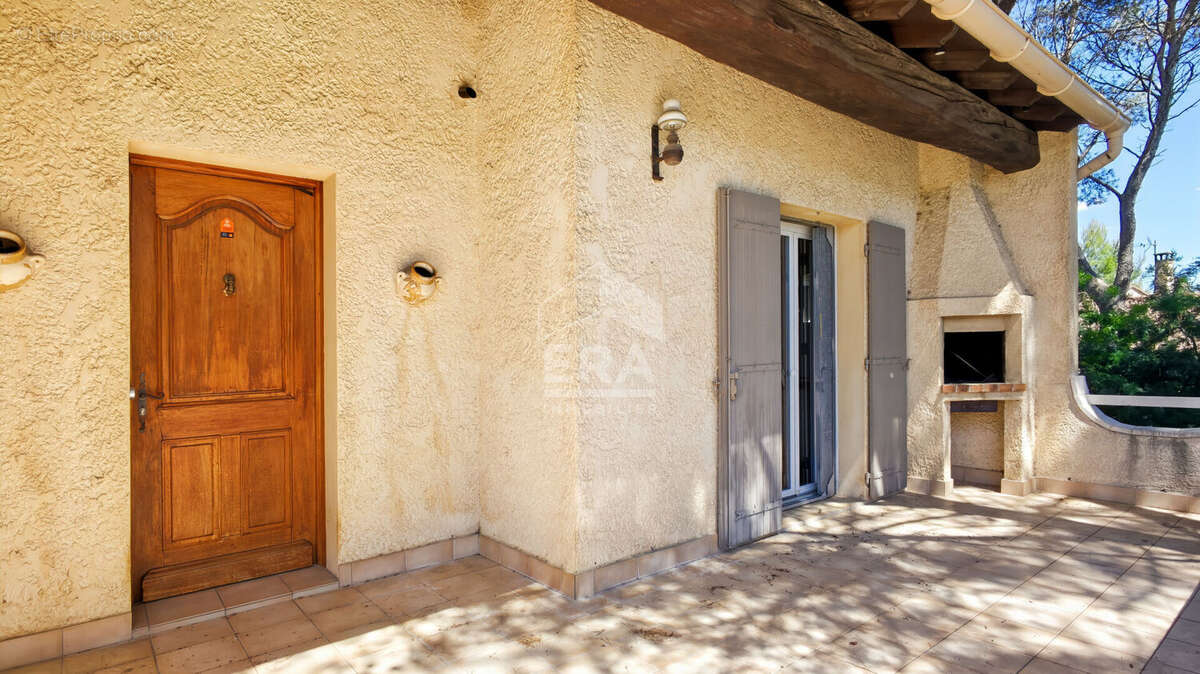 Maison à CHATEAURENARD