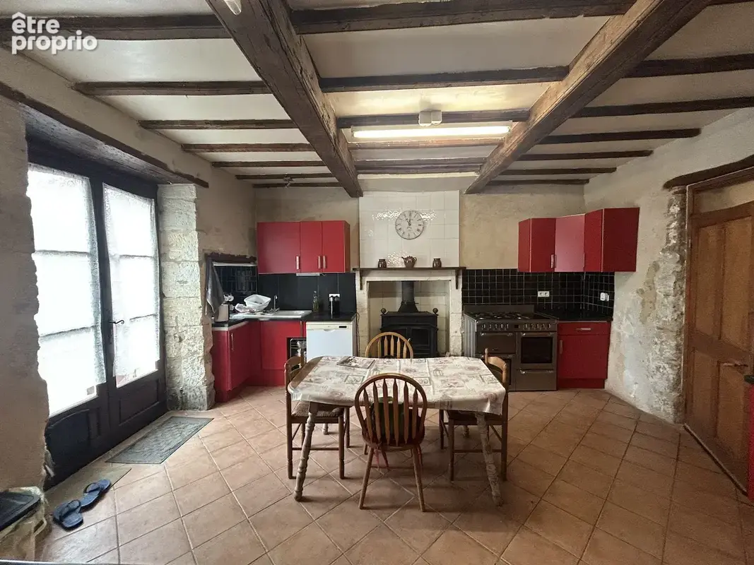 Belle maison de 4 chambres avec grenier et dependances - photo 5
