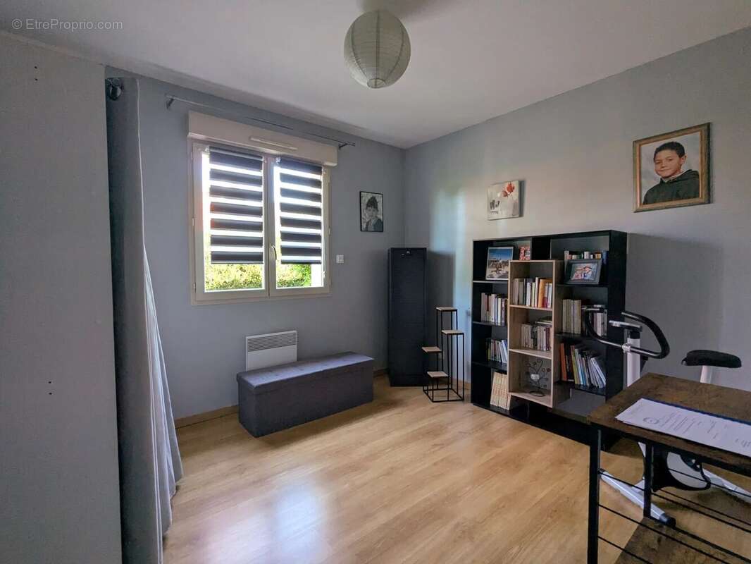 Maison à BUSSIERE-GALANT