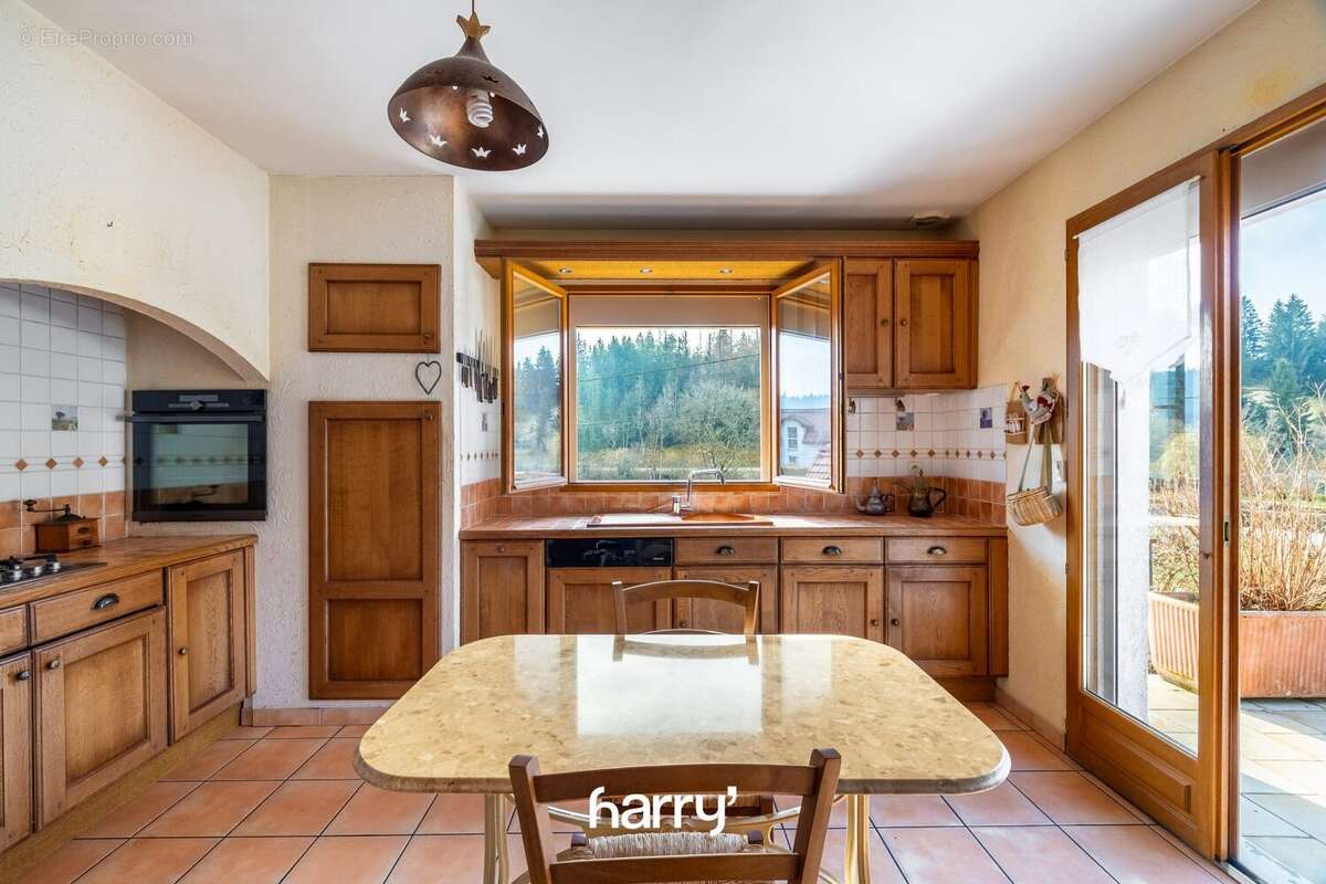 Maison à OYE-ET-PALLET