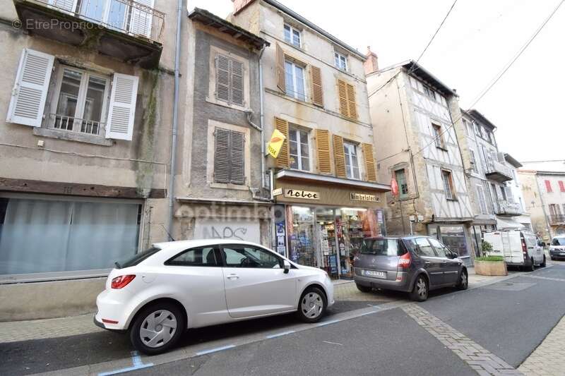 Maison à BILLOM