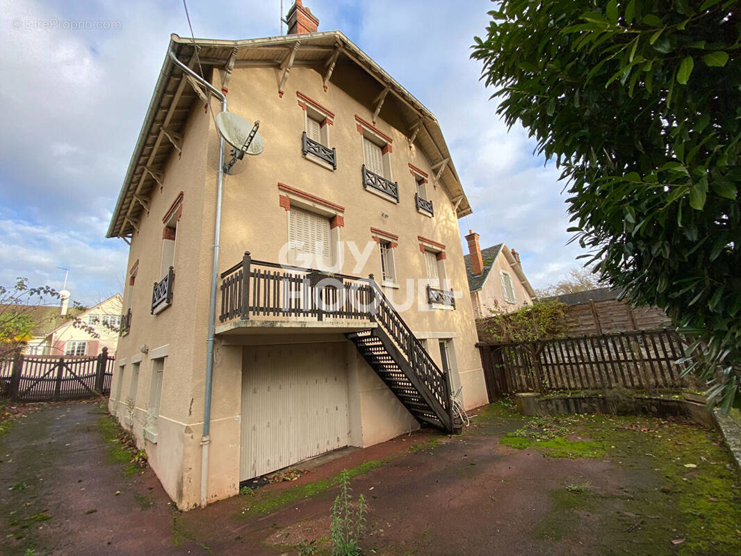 Maison à MILLY-LA-FORET