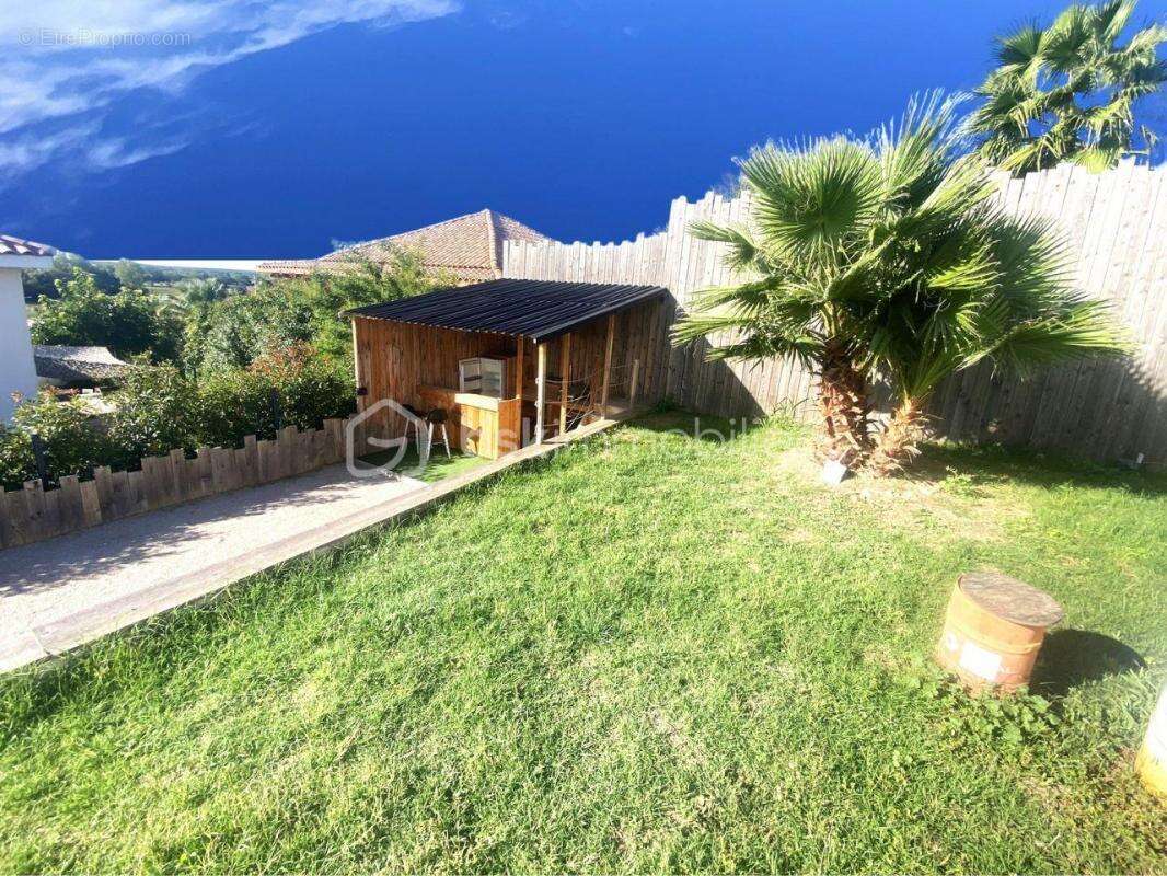 Maison à BELLEGARDE