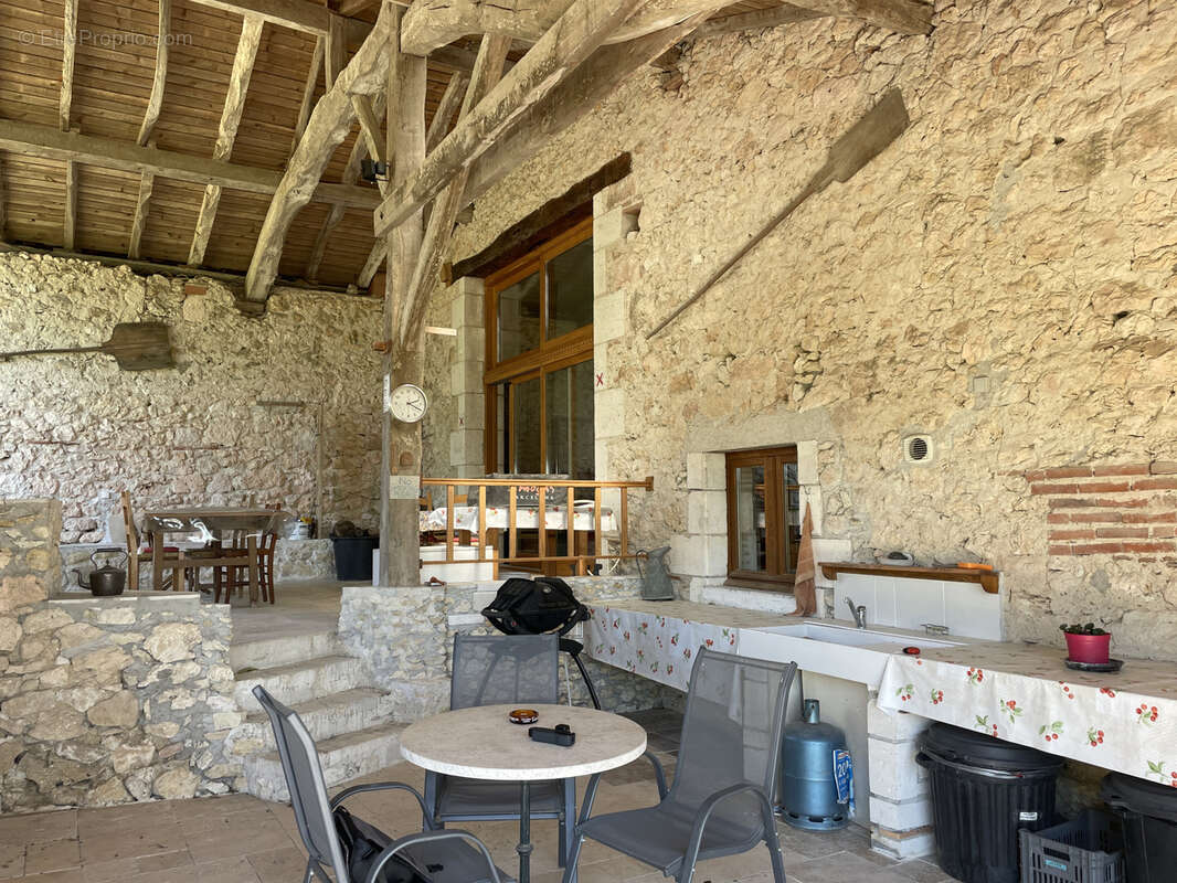 Propriété de charme à flanc de colline avec logements indépendants et vues imprenables - photo 11