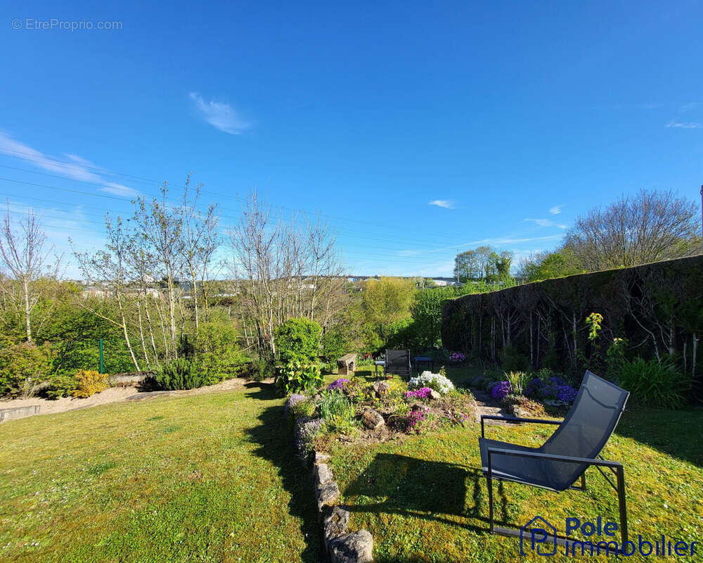 Maison à MONDEVILLE