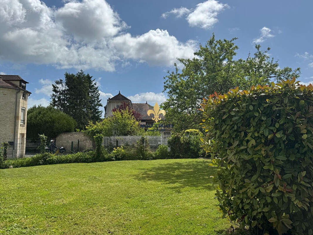 Appartement à GOUVIEUX