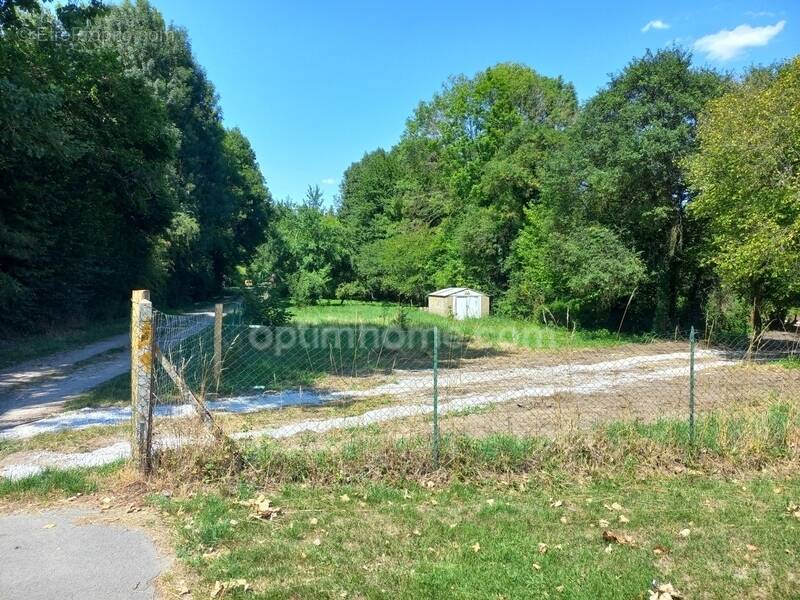 Terrain à LIESSE-NOTRE-DAME