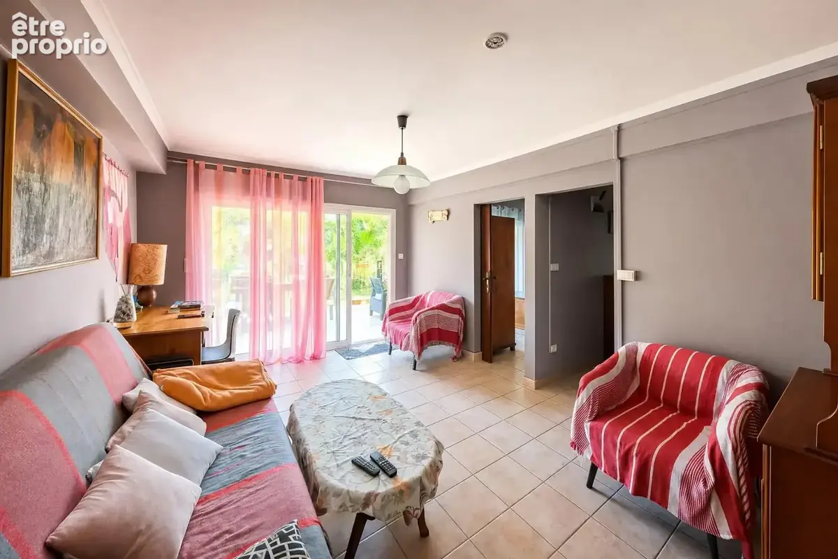 Maison à vendre - Le Tampon - photo 11