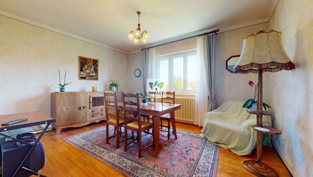 Maison à SERMAMAGNY