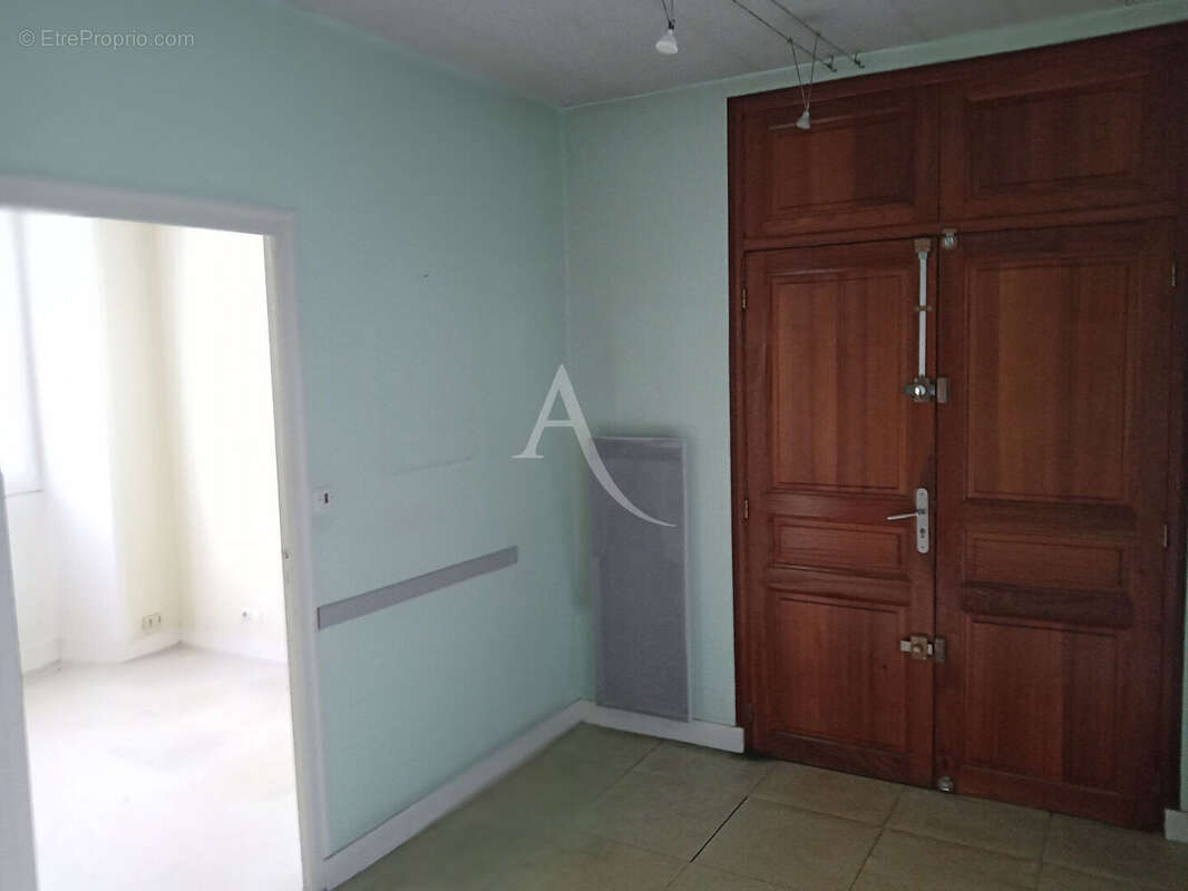 Commerce à ROCHEFORT