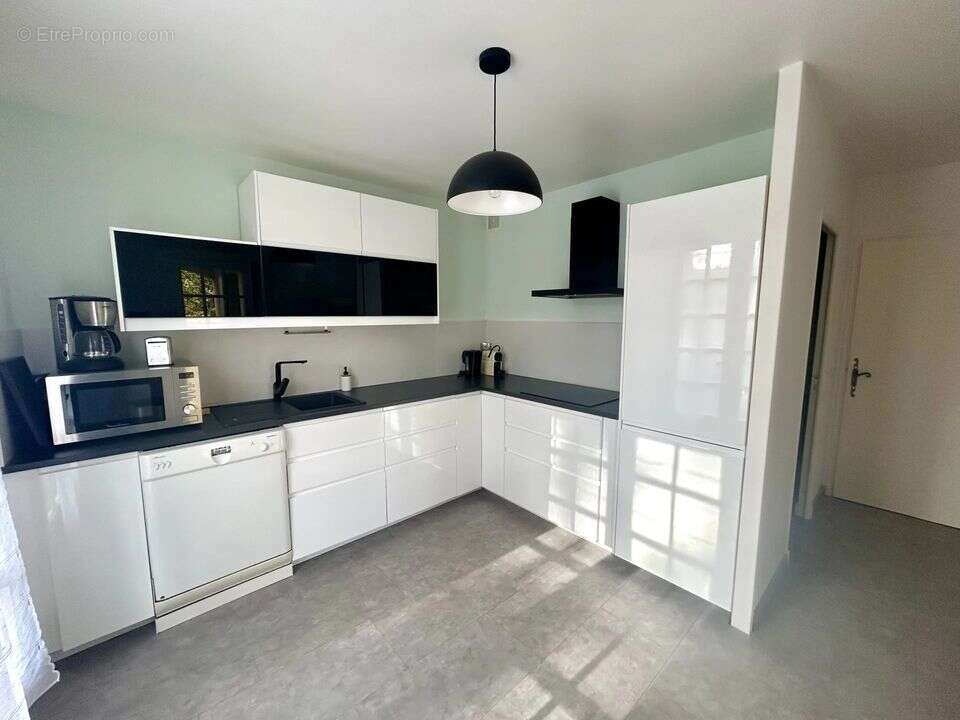 Appartement à GREOUX-LES-BAINS