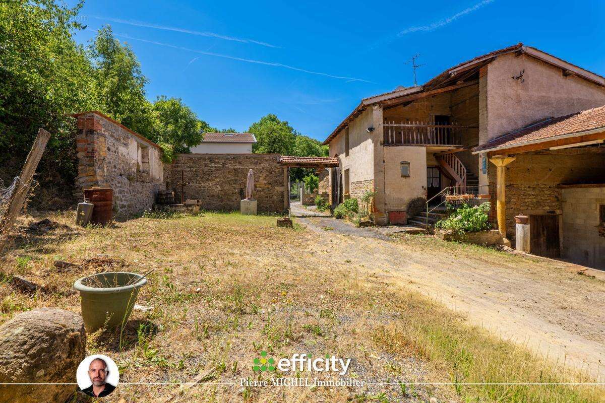 Maison 4 pièces 113 m² à vendre à Chevinay (69210) - photo 3