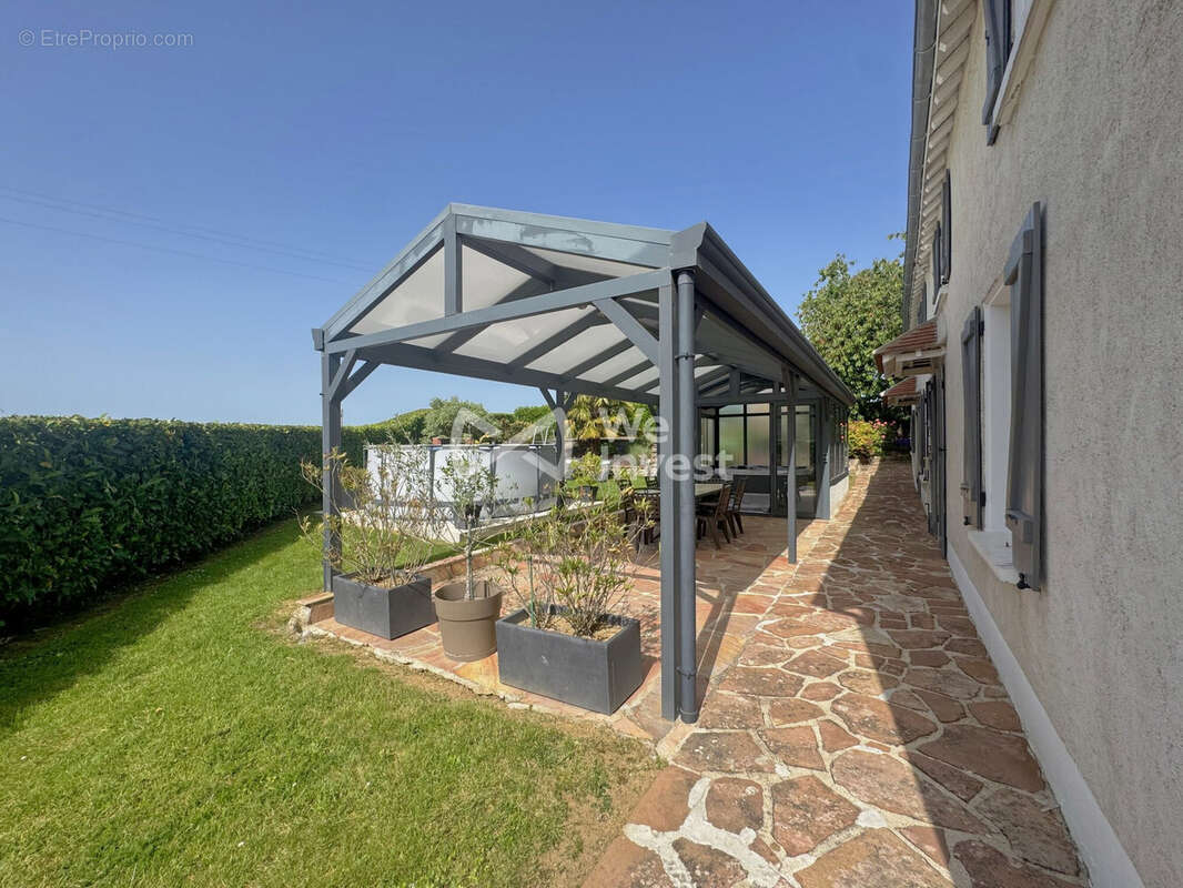 Maison 182 m² à Coulommiers  - photo 2