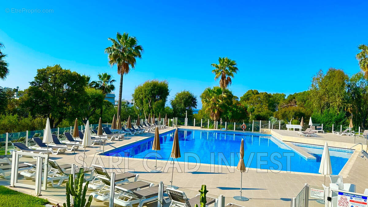 Appartement à VALLAURIS