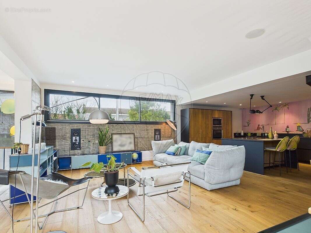 Maison à VAUX-SUR-MER