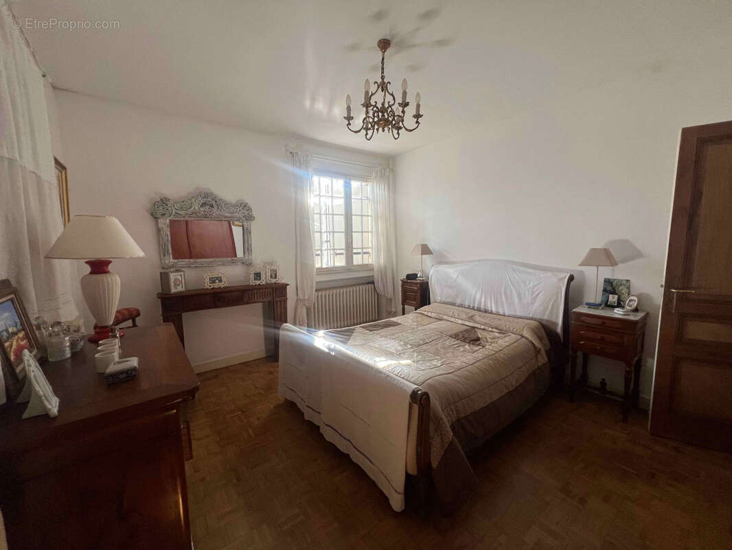 Maison à VILLENEUVE-SUR-LOT