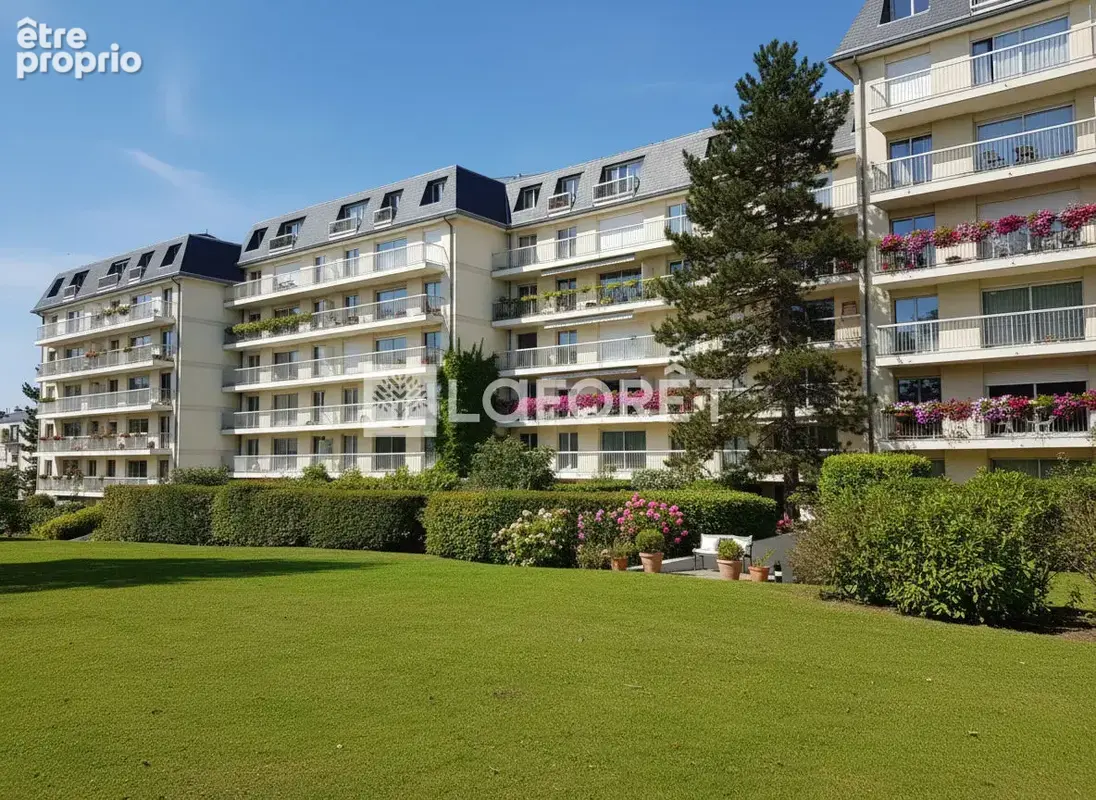 Appartement à VERSAILLES