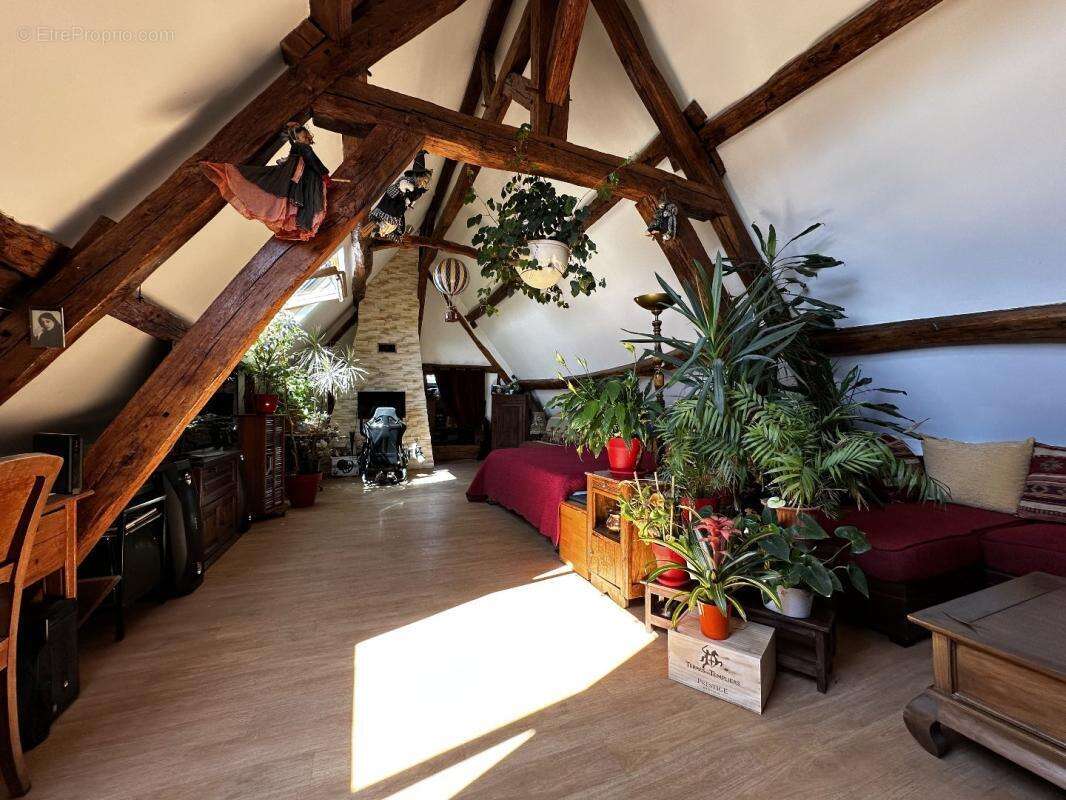 Maison 170 m² à Serazereux  - photo 11