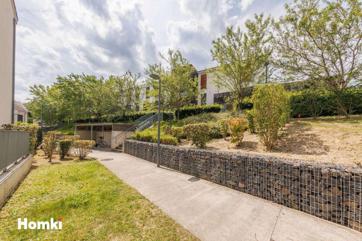 Superbe T2 avec jardin privatif et terrasse sans vis-à-vis – Secteur recherché La Glacière / Trémonteix - photo 4