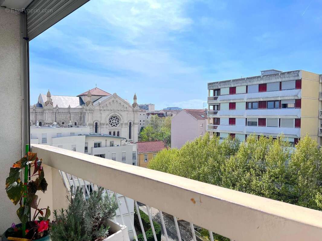 Appartement 66 m² à Lyon-3e  - photo 9