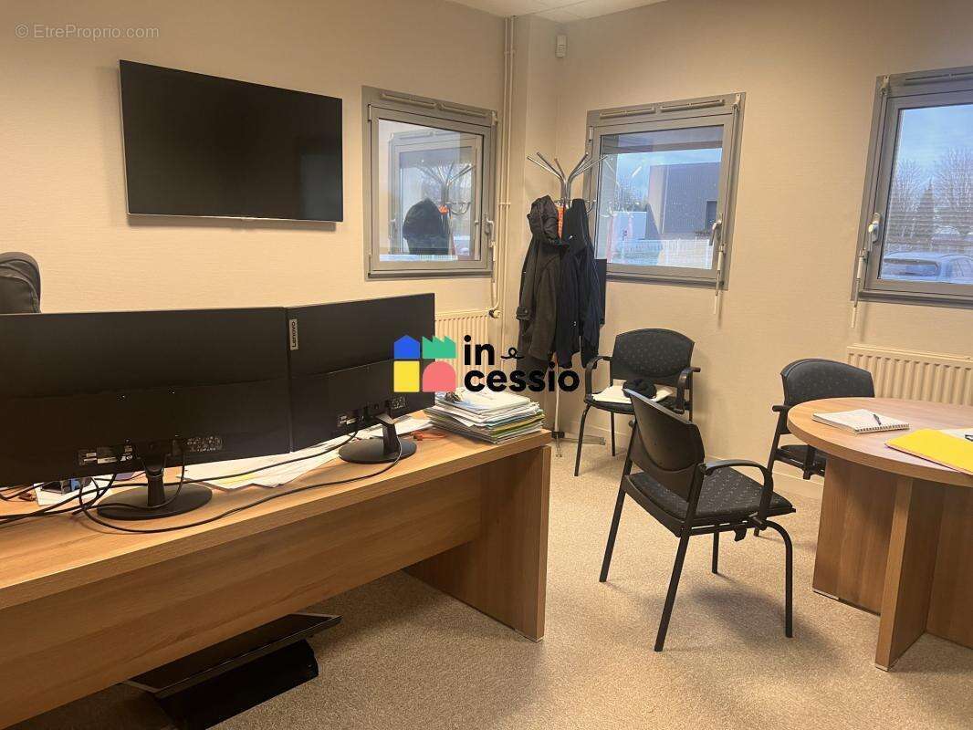 Technoparc des 24 Heures – Le Mans A vendre Bâtiment d'acti - photo 12