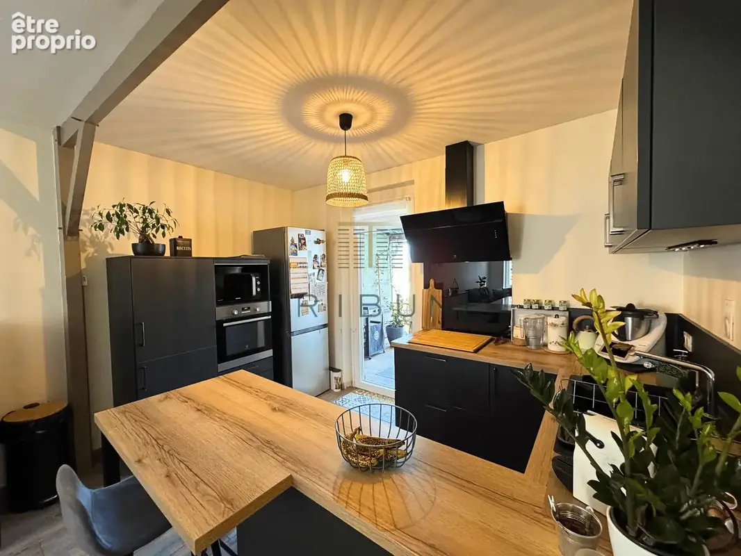 Maison de charme 90m2 entièrement rénovée   Hautes performances énergétiques   Idéal famille ou investisseur - photo 5