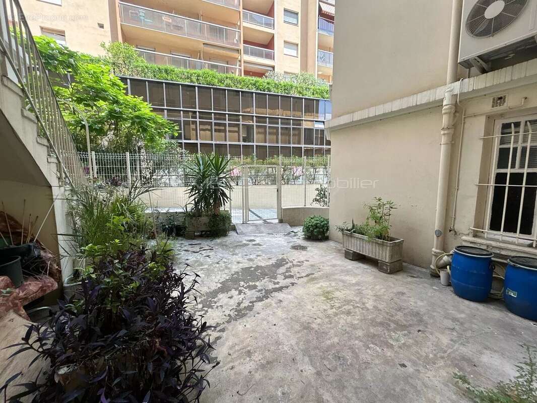 À vendre fonds de commerce à la frontière de monaco - photo 12