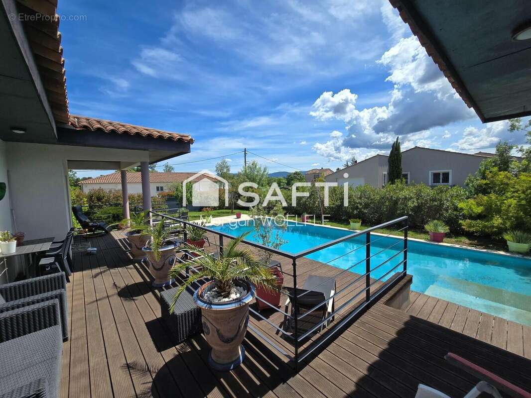 Photo 3 - Maison à LE LUC