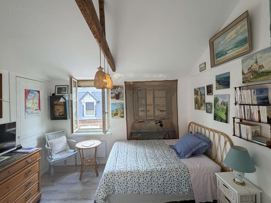 Appartement à TROUVILLE-SUR-MER