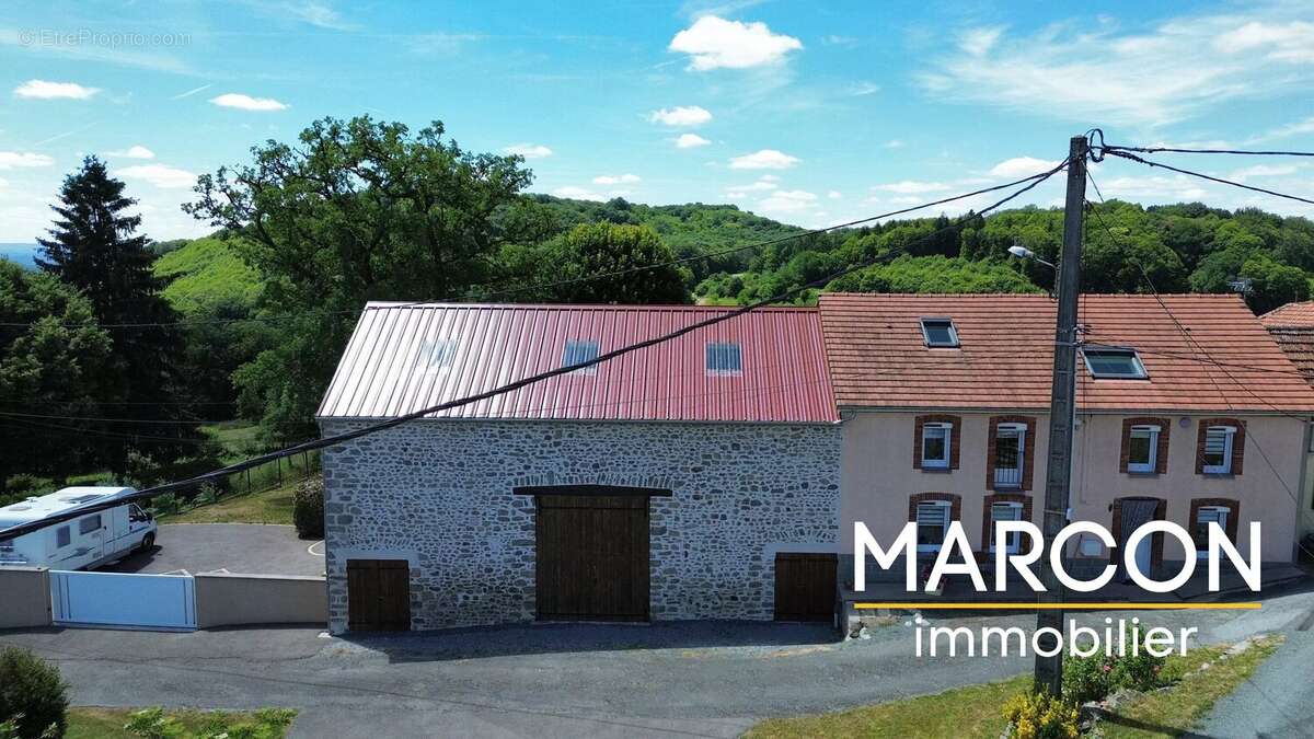 Maison rénovée avec grange attenante, vue panoramique sur 8649 m² de terrain - photo 43