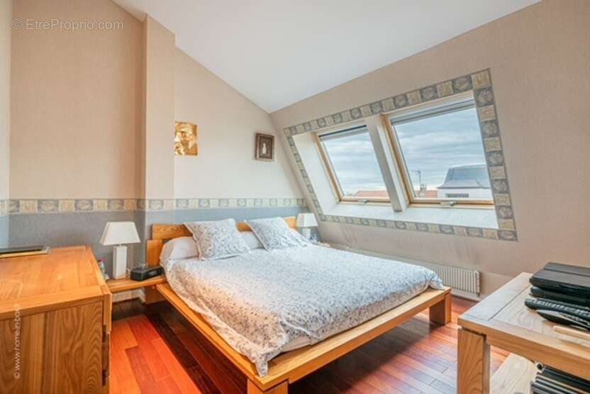 Maison à LIVRY-GARGAN