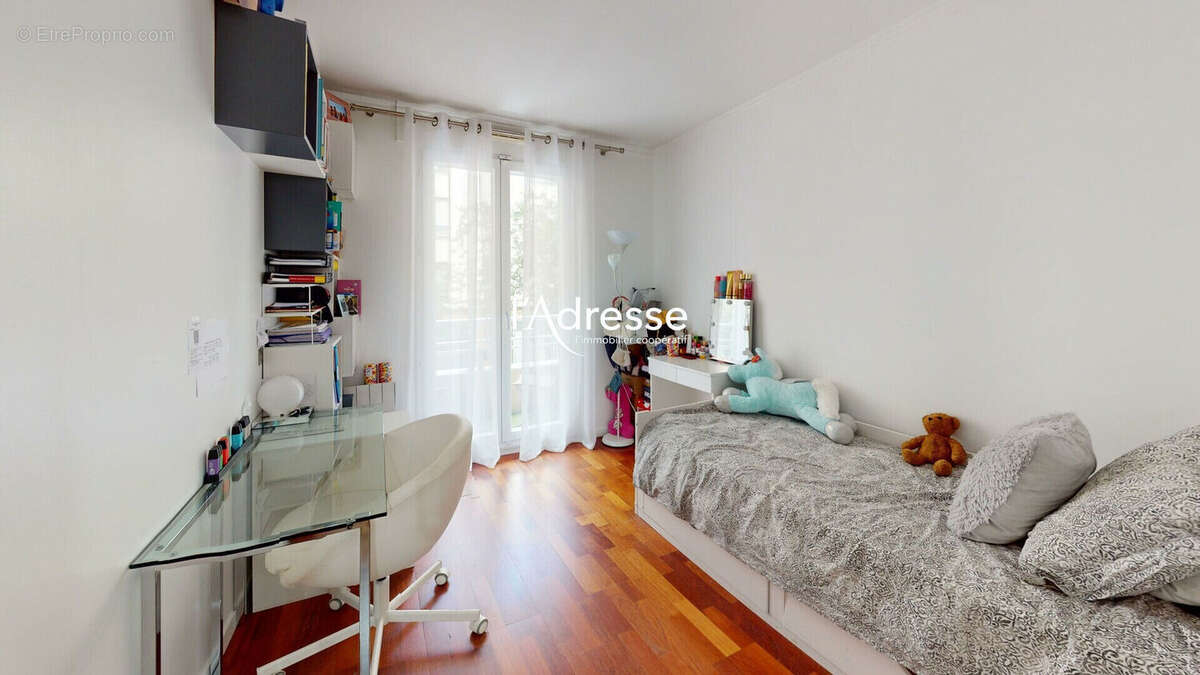 Appartement 4P / 3 chambres - 92.5m² + 16m² de balcons - Métro LIBERTE - photo 11