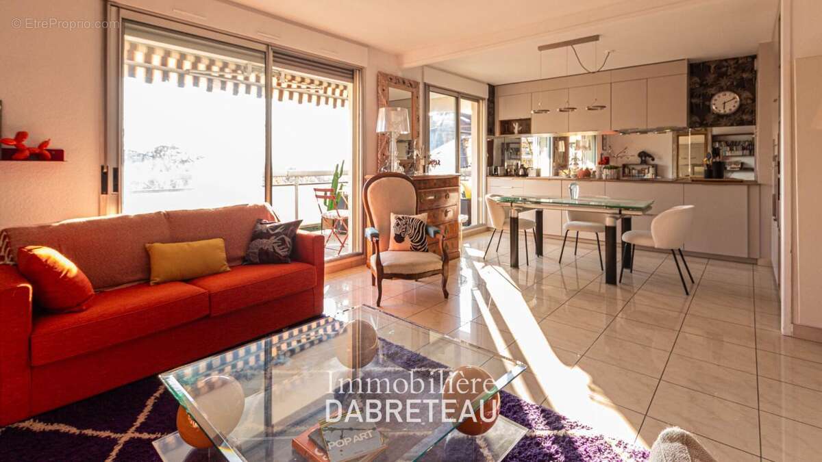 Appartement à CALUIRE-ET-CUIRE
