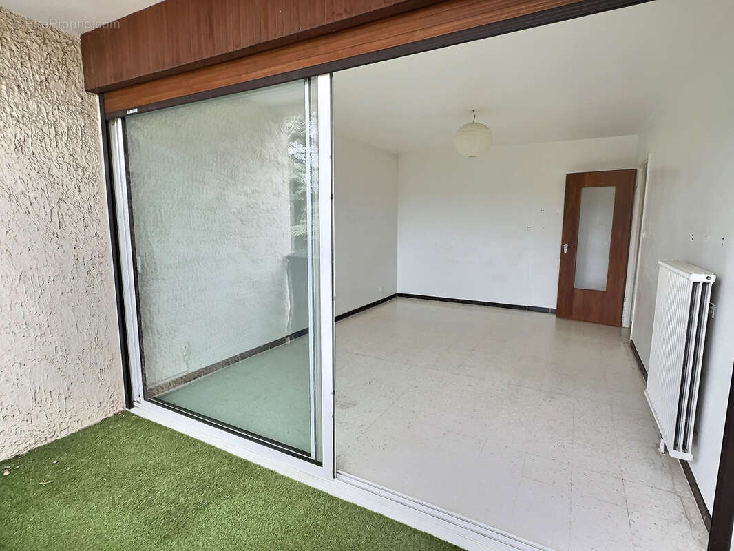 Appartement à LUNEL