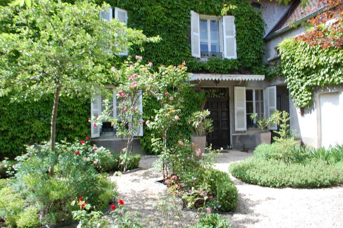 propriété de caractère avec parc arboré et potentiel professionnel - photo 2