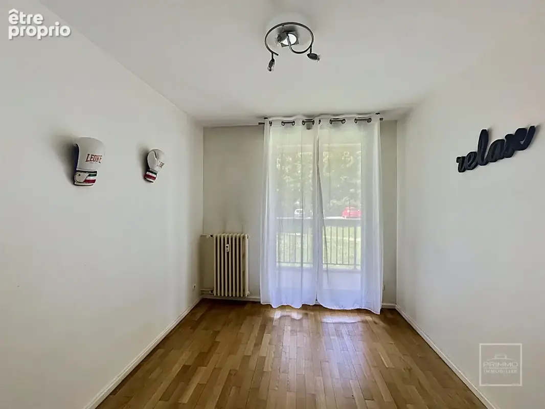 Saint Rambert,  dans un parc au calme, Appartement T3 de 75m² avec balcon de 32m² - photo 7