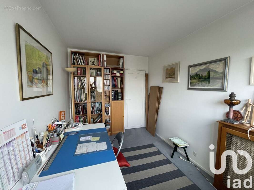 Photo 4 - Appartement à GENNEVILLIERS