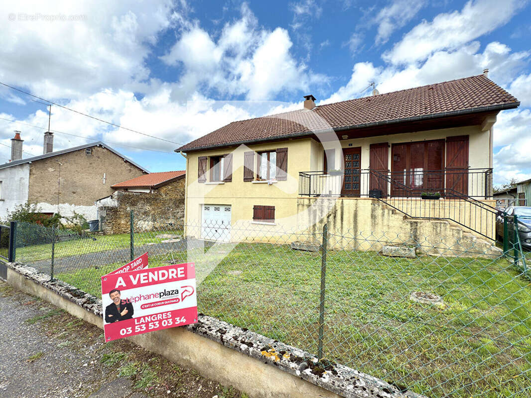 Maison à BREUVANNES-EN-BASSIGNY