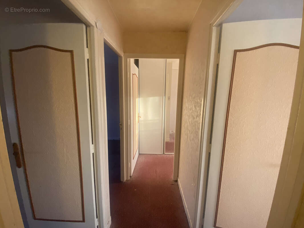 Maison à COURRIERES