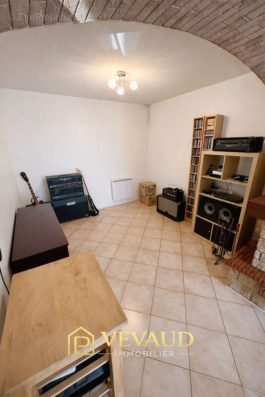 Maison familiale avec fort potentiel   124 m2   4 chambres   combles aménageables de plus de 70 m2 - photo 5