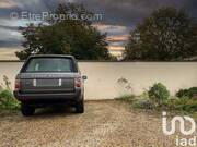 Photo 1 - Parking à GOUVIEUX