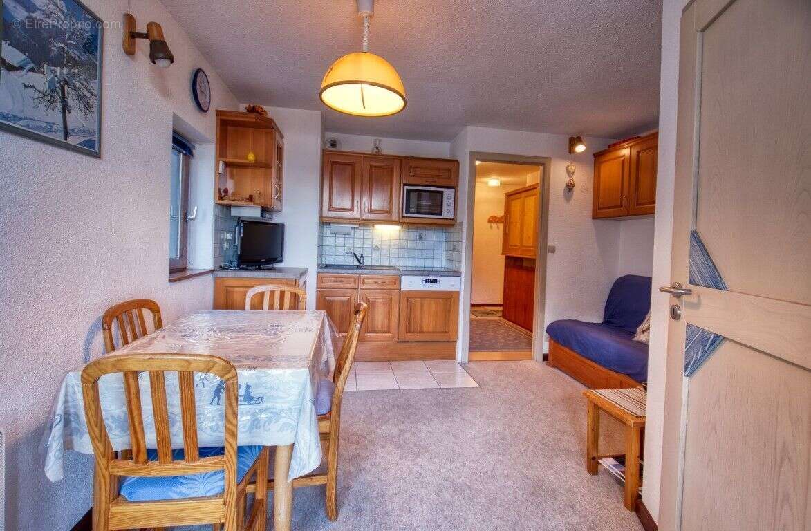 Appartement à MORILLON