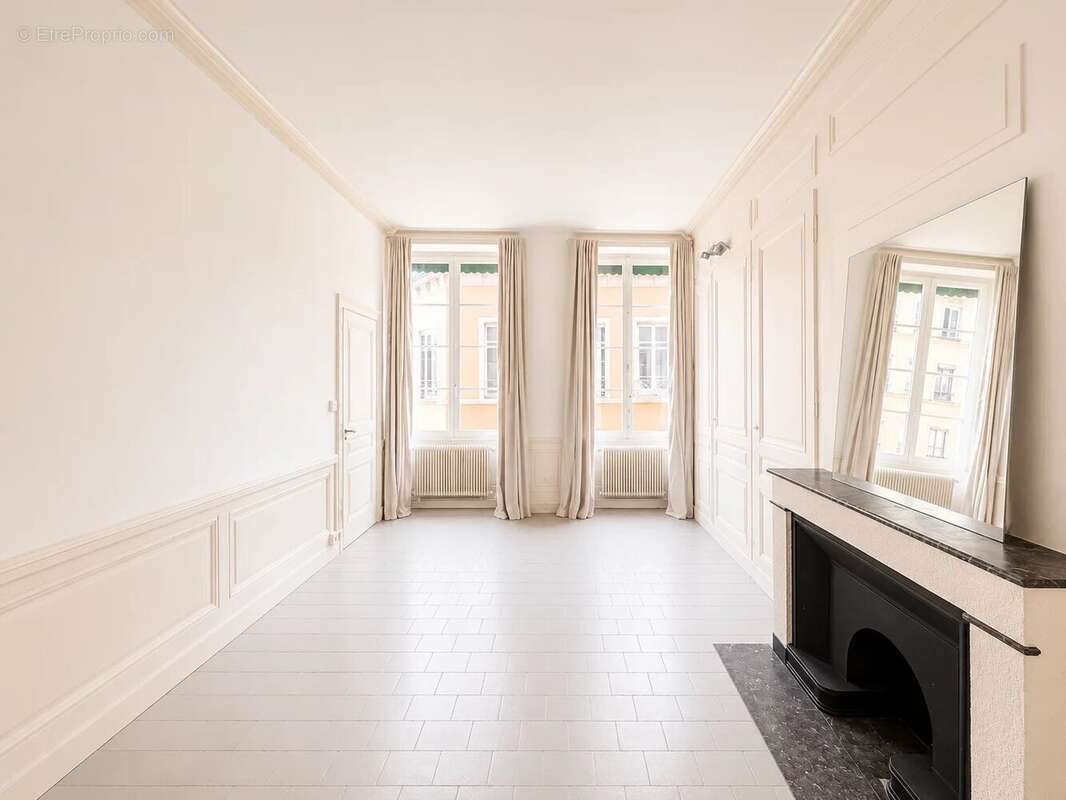 Appartement à LYON-1E