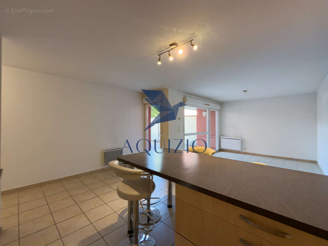 Appartement T3 en rez de jardin avec grande terrasse - photo 5